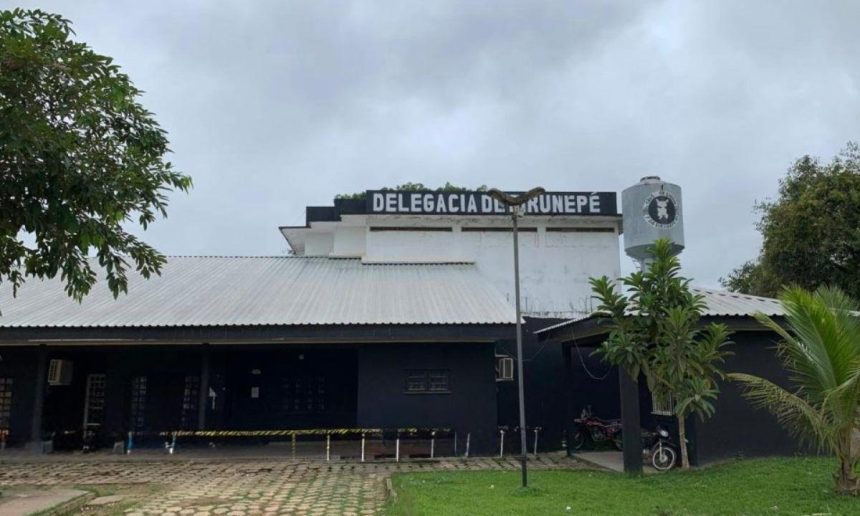 Fachada da Delegacia de Polícia de Runepé.