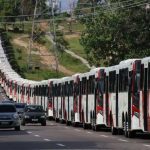 Fila de ônibus de transporte público em Manaus, AM, em potencial expansão de 41km.
