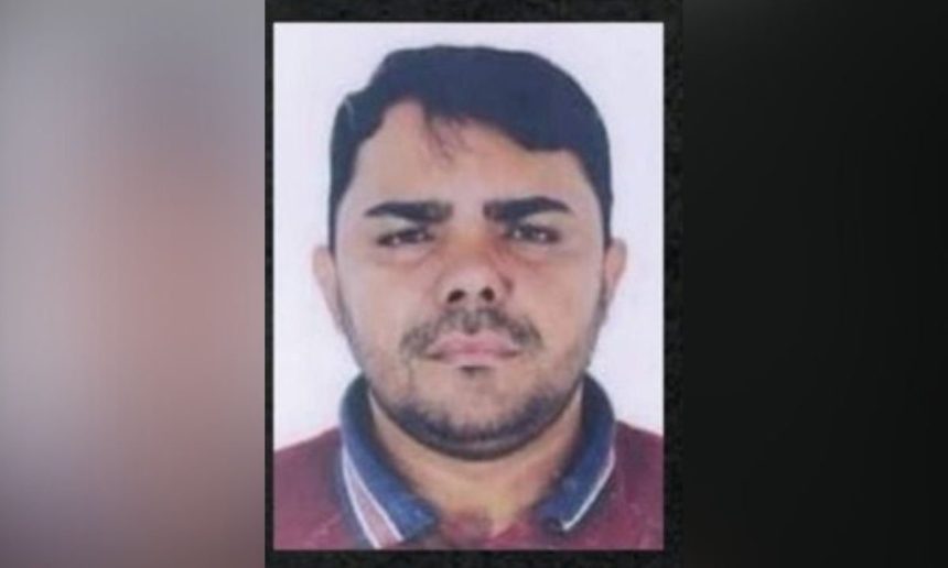 Foto policial de William Rocha Bezerra, suspeito de organização criminosa.