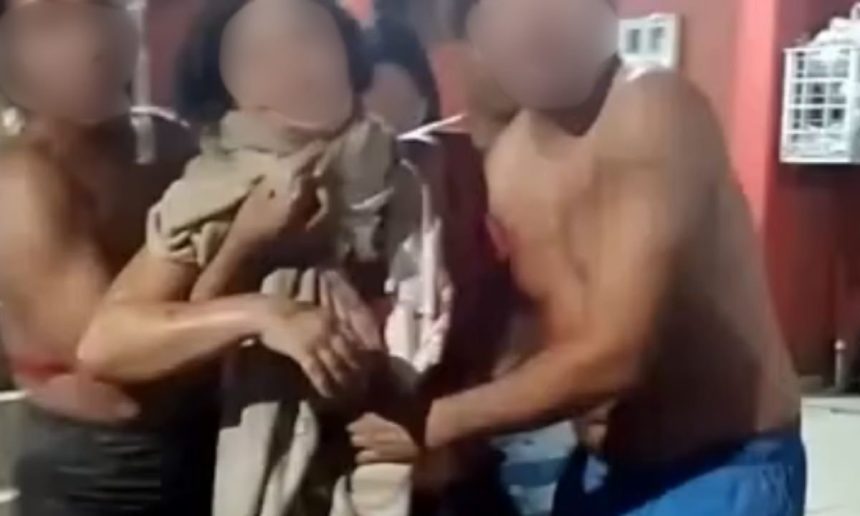 Homens detêm suspeito de tentativa de homicídio após invadir apartamento.