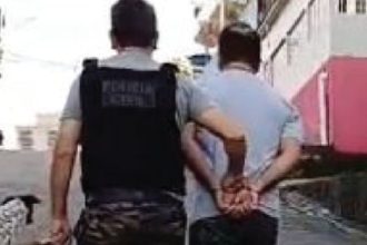 Policial civil prende homem acusado de estupro e gravidez de enteada.