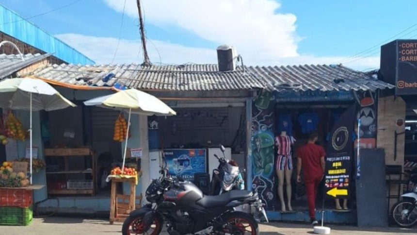 Dupla é presa por desbloquear celulares roubados em Manaus