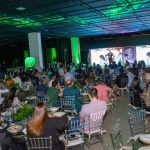 Evento Sicredi com investidores no Amazonas, com foco em portfólio de investimentos.