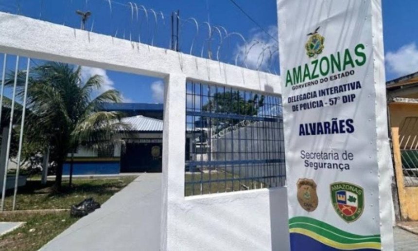 Fachada da Delegacia Interativa de Polícia de Alvarães (AM)