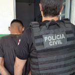 Homem preso pela polícia em Humaitá, Amazonas, suspeito de estupro.