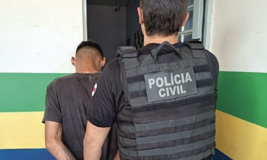 Homem preso pela polícia em Humaitá, Amazonas, suspeito de estupro.