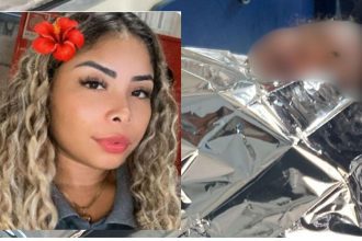 Letícia Gomes, vítima de incêndio, com flor no cabelo e em ambiente hospitalar.