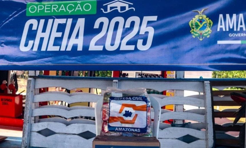 Operação Cheia 2025 no Amazonas, Defesa Civil entrega cestas básicas em situação de emergência.