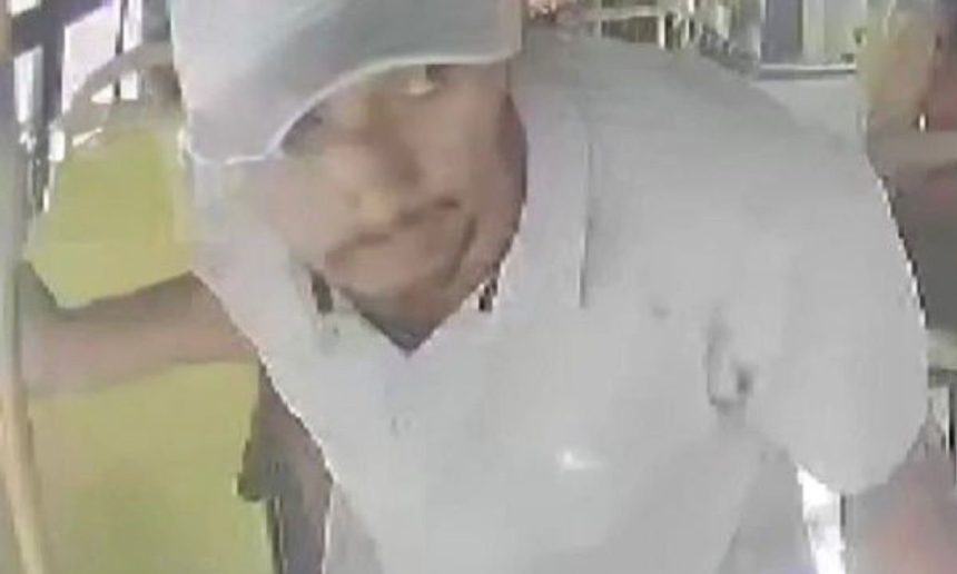 Suspeito de roubos em ônibus, imagem divulgada pela Polícia Civil do Amazonas