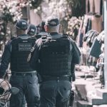 Homem é preso após agredir sobrinha e tentar matar tia em Manaus