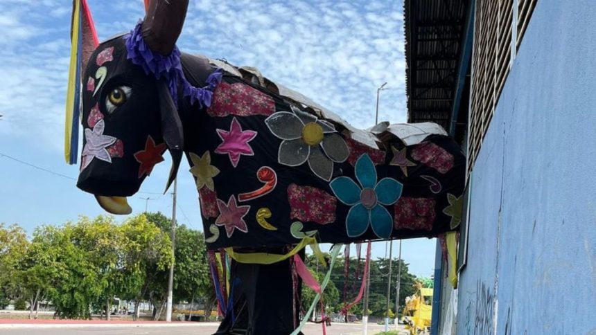 MPAM aciona Justiça para retirada de alegorias no entorno do Sambódromo