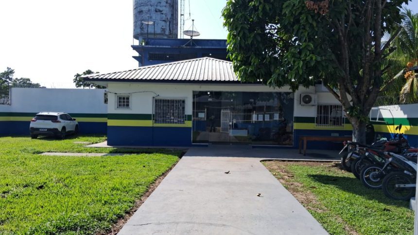 Homem é preso por tentar matar padrasto a facadas no Amazonas