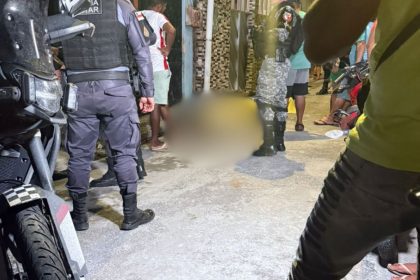 Homem é morto a tiros em frente de casa no bairro São José, em Manaus