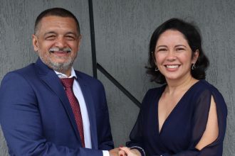 Gestão reeleita da EST/UEA toma posse, faz balanço de avanços e inicia plano 2025-2027