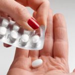 Anvisa recolhe remédio para hipertensão que pode ter caco de vidro