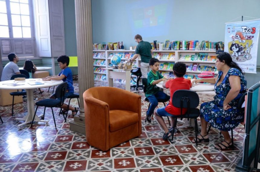Biblioteca Pública recebe espaço para troca de livros e gibis neste domingo (28)