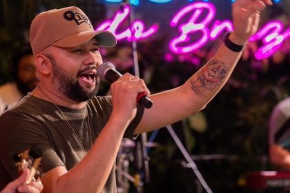 Uendel Pinheiro traz Belo e mais nomes do pagode em DVD de 10 anos