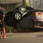 Acidente entre Fiat Argo e Fusca na Avenida Antônio Teles.