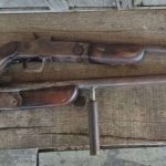 Armas apreendidas em Apuí, Amazonas, em investigação sobre homicídio.