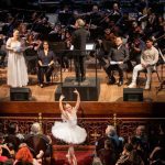 Balé com orquestra no Festival SESI Cultura Infância no Amazonas.