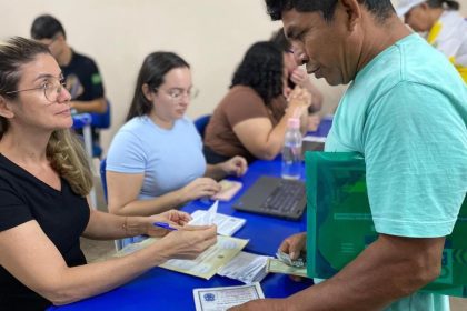 Mutirão para emissão de novo RG na Escola Quarentão