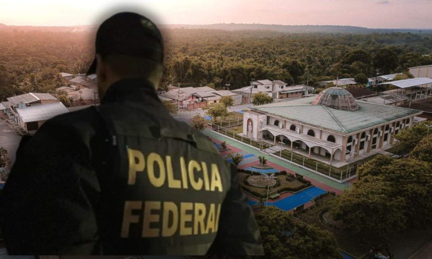 Policial Federal observa cidade em investigação no Amazonas.