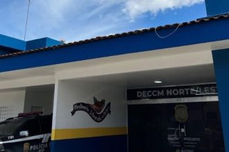 Homem manda PIX com mensagem para ex, descumpre medida protetiva e é preso em Manaus