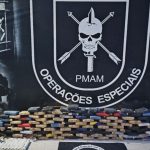 Carro é interceptado em estacionamento de supermercado em Manaus com 146 kg de drogas