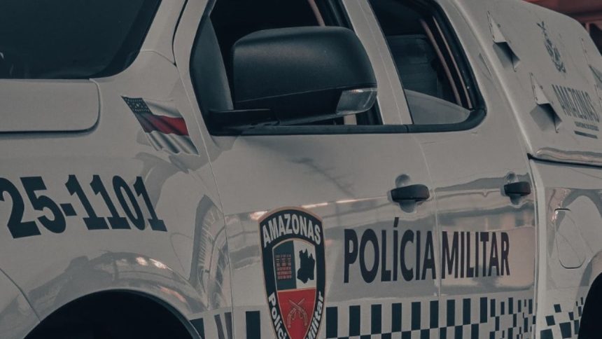 Mulher é presa tentando fazer empréstimo em nome de idoso em Manaus