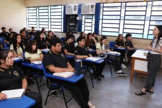No Amazonas, mais de 42 mil alunos da rede estadual deverão fazer o Enem 2025