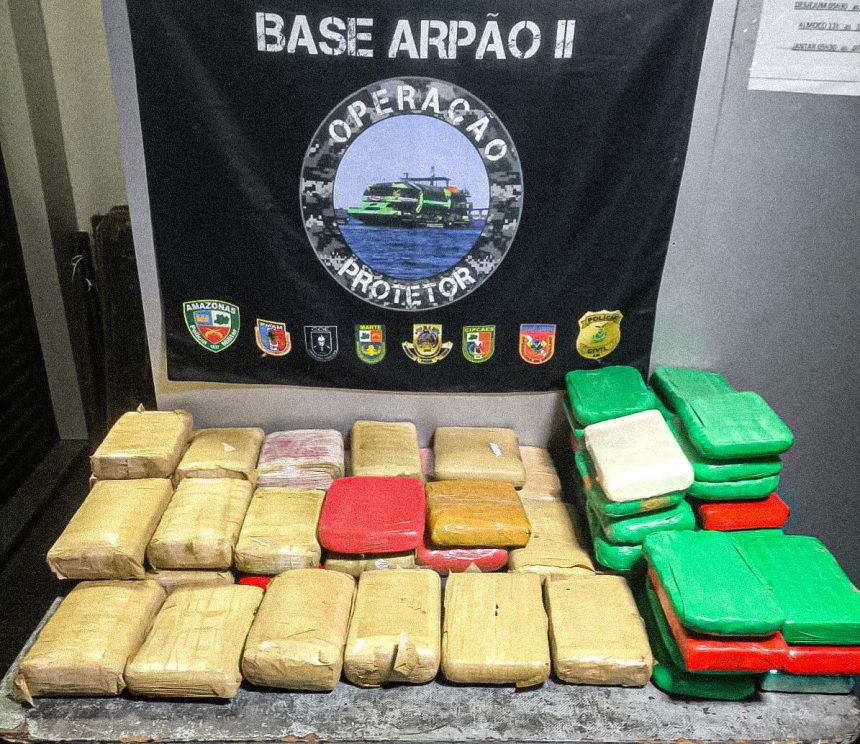 Operação da Base Arpão em Coari pega drogas
