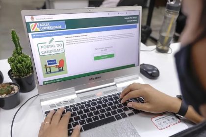 Terminam amanhã as inscrições para o Bolsa Universidade 2026