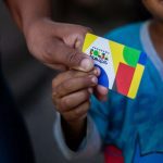 Bolsa Família amplia inserção de mães no mercado de trabalho