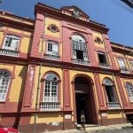 "BiblioTour" leva público a conhecer a Biblioteca Pública do Amazonas