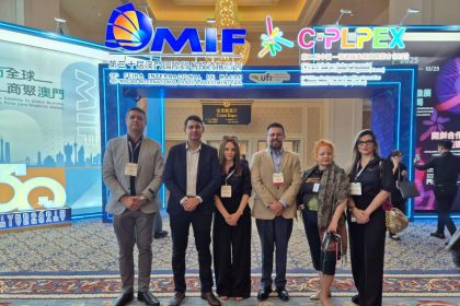 Amazonas amplia conexões e conquista prêmio em evento econômico na China