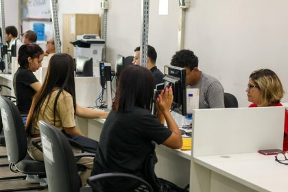 Sine oferta 202 vagas com oportunidade para primeiro emprego