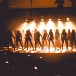 Espetáculo “Deliér” no Teatro La Salle em um palco de força, delírio e liberdade feminina