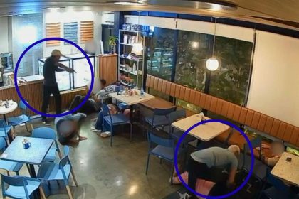 Assalto em cafeteria na Avenida Jacira Reis, Manaus, com homem armado e pessoas no chão.