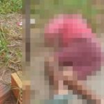 Corpo de homem coberto por pixelação em cena de crime em Tabatinga, AM.