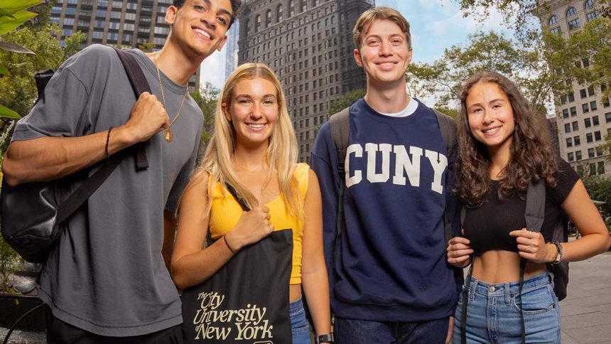 Universidade de Nova Iorque oferta bolsas parciais em programa de filantropia comunitária