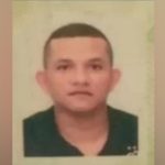 Foto de suspeito preso em Manaus após execução em estacionamento de centro de compras.