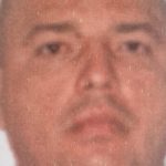 Imagem de homem procurado pela polícia por agressão com capacete em Manaus