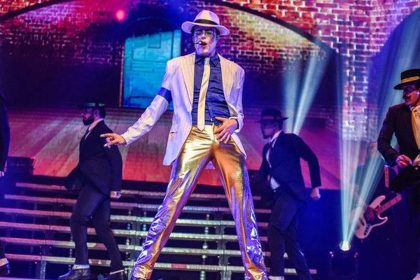 Rodrigo Teaser como Michael Jackson em tributo em Manaus
