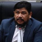 Vereador Rosinaldo Bual (Agir) em uma reunião