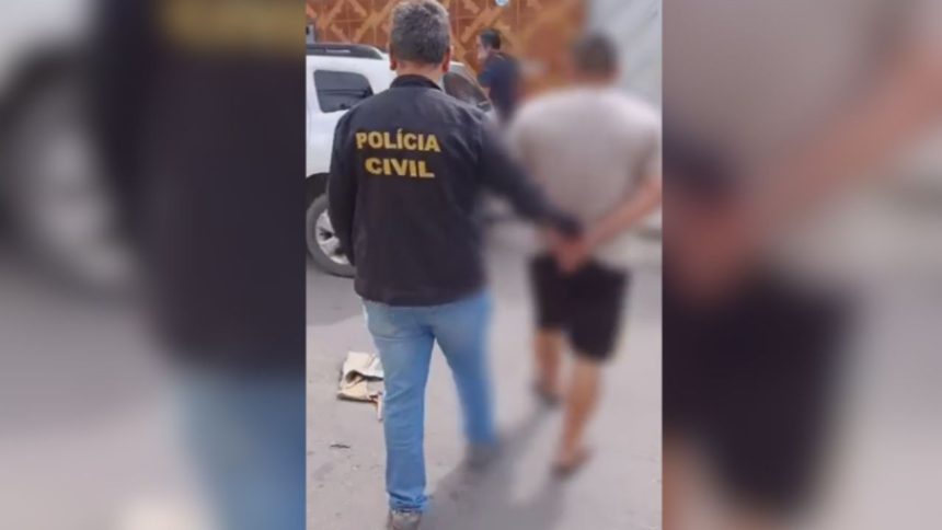 Preso homem que agrediu filho com perna-manca em Manaus; menino teve lesão nos rins