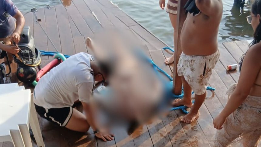 Homem morre afogado em flutuante no bairro Tarumã