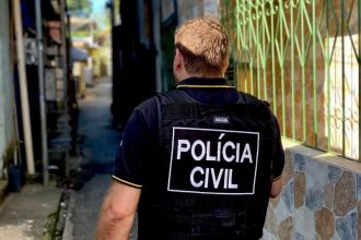 Homem com dois mandados de prisão é detido durante operação no Tarumã