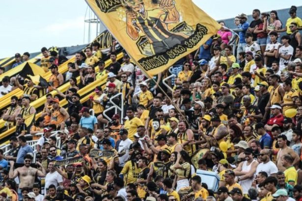 Amazonas encerra participação na Série B em duelo contra o Coritiba no Carlos Zamith