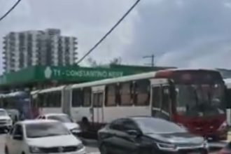 Rodoviários suspendem paralisação e aguardam pagamento de vales em Manaus