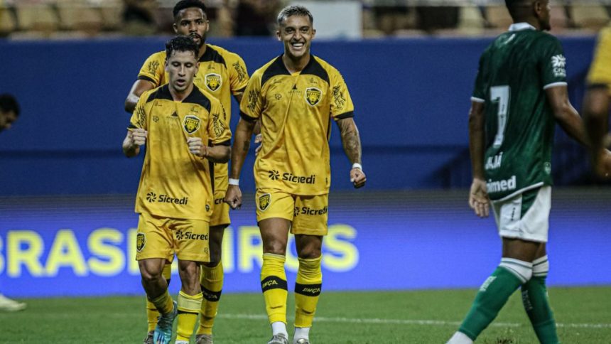 Disputa pelas vagas no G-4 esquenta com início da 35ª rodada da Série B